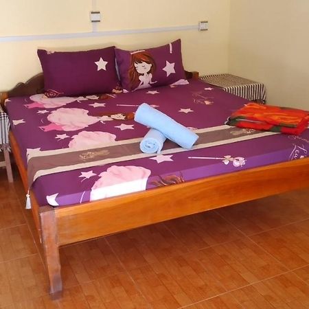 Homestay Villa Dani Сиемрип Экстерьер фото
