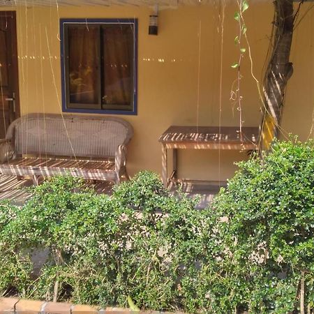 Homestay Villa Dani Сиемрип Экстерьер фото